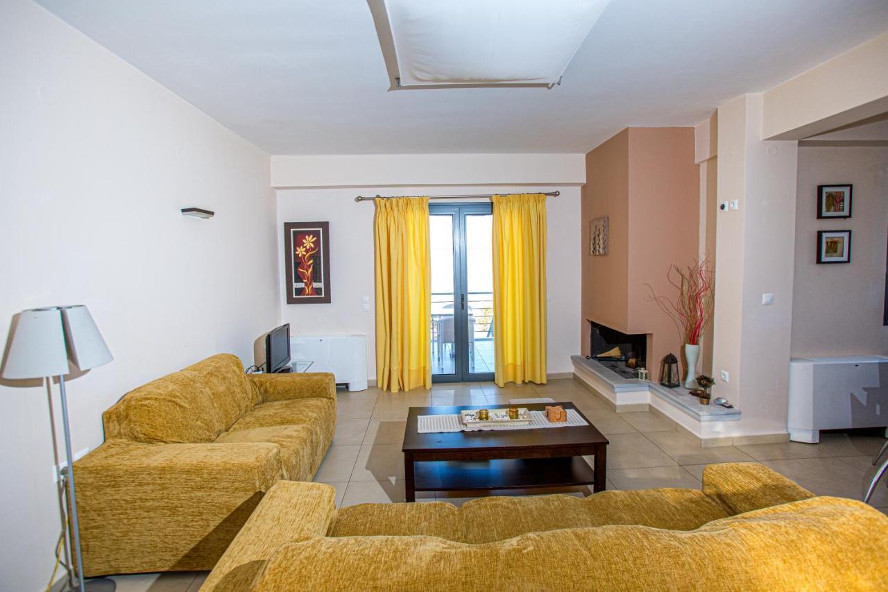 أوريني ميليغو Raise Luxury Villas With A Great Sea View Of Astros المظهر الخارجي الصورة
