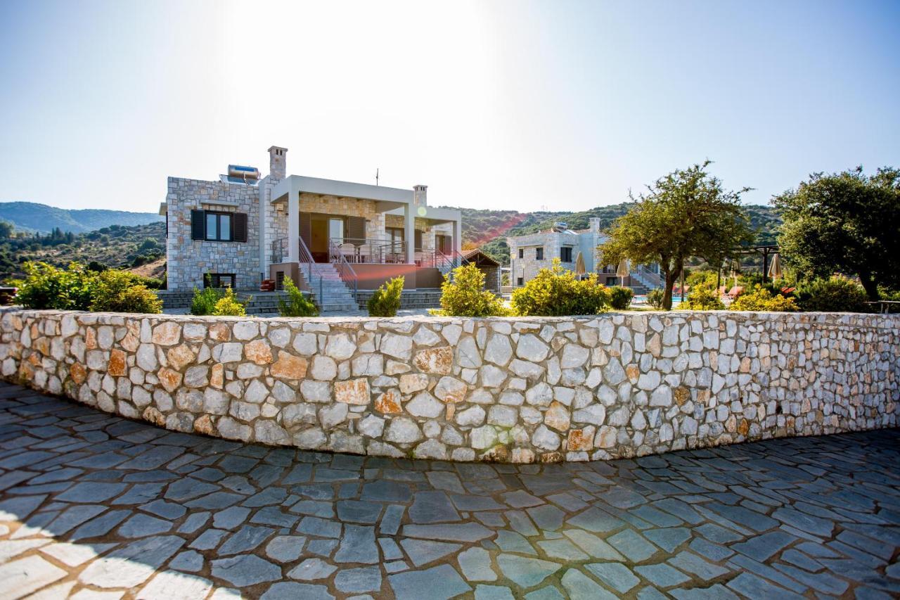 أوريني ميليغو Raise Luxury Villas With A Great Sea View Of Astros المظهر الخارجي الصورة